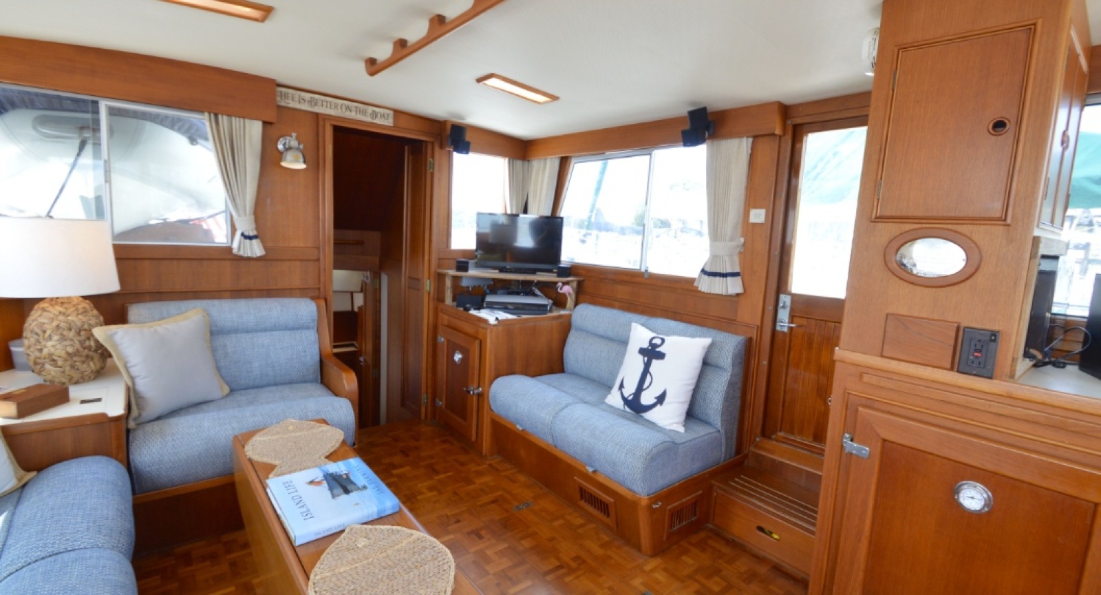 1196 Grand Banks 42 Classic