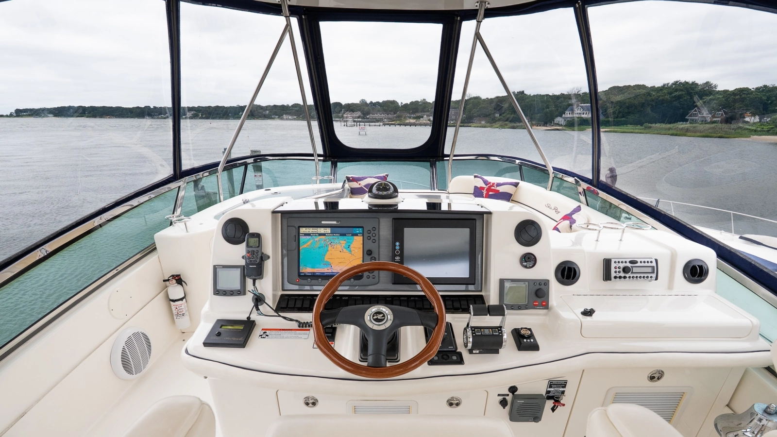 2006 Sea Ray 52 Sedan Bridge