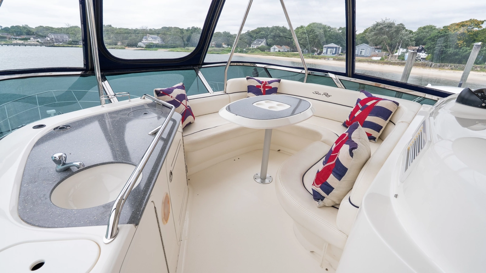 2006 Sea Ray 52 Sedan Bridge