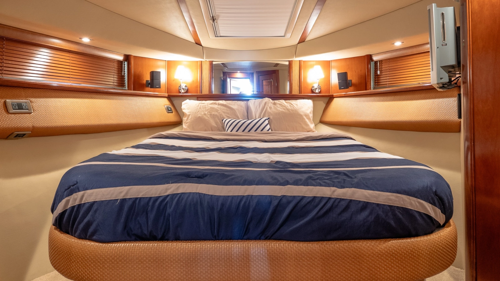 2006 Sea Ray 52 Sedan Bridge