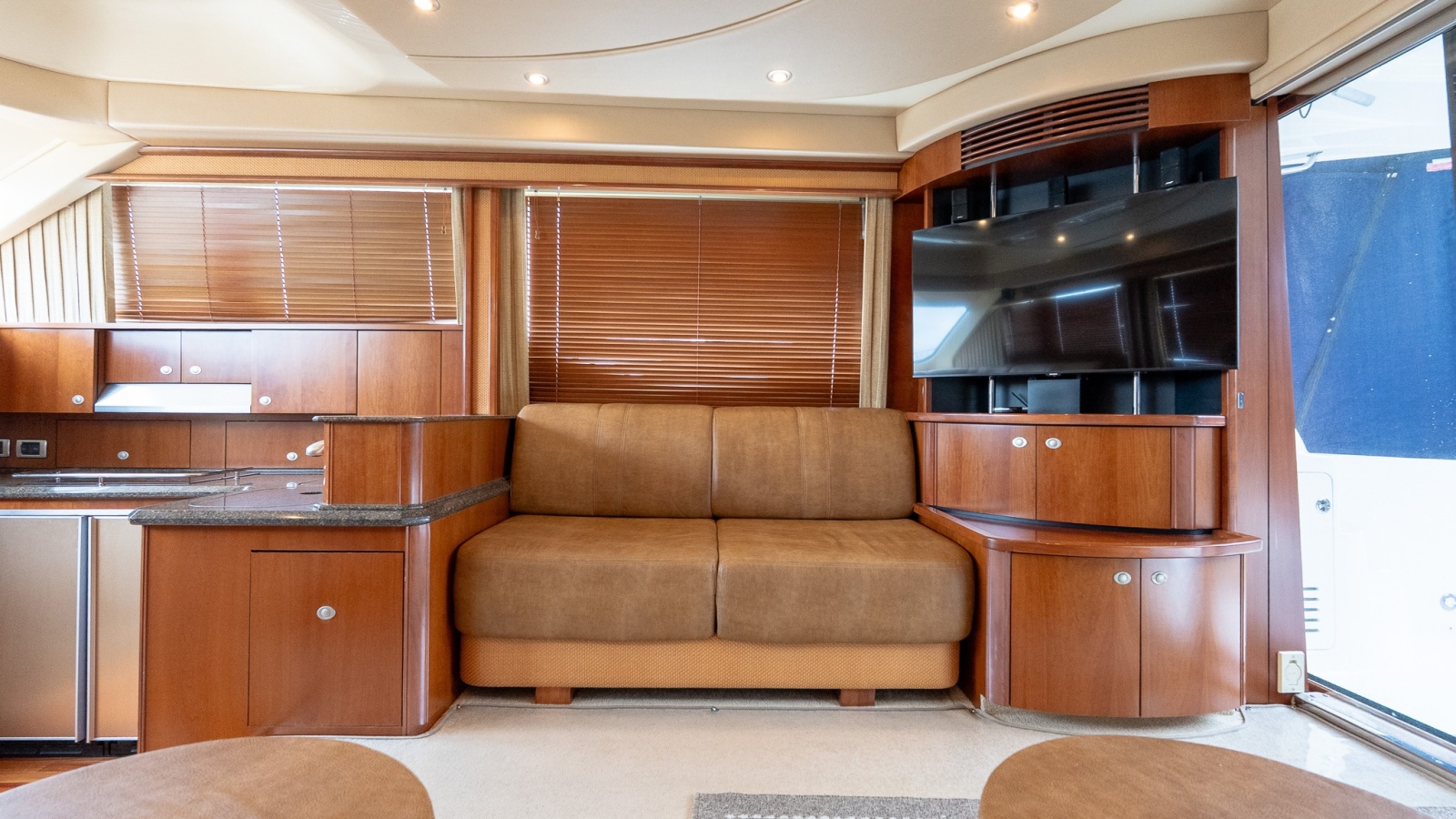 2006 Sea Ray 52 Sedan Bridge