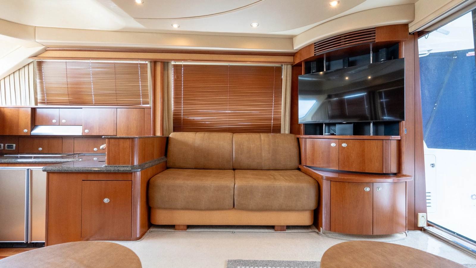 2006 Sea Ray 52 Sedan Bridge