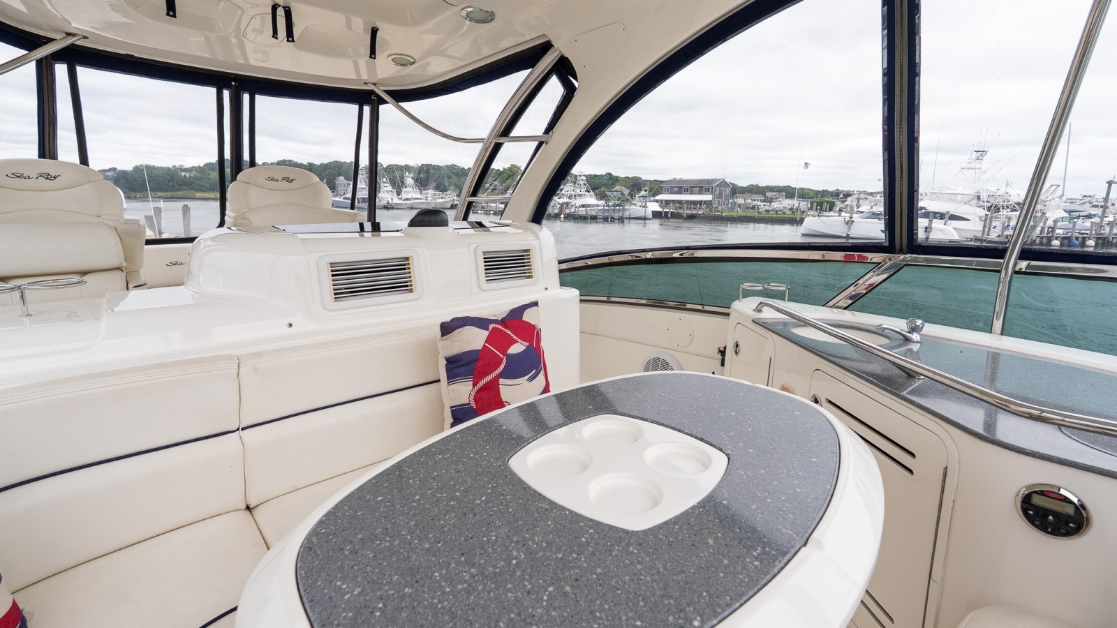 2006 Sea Ray 52 Sedan Bridge