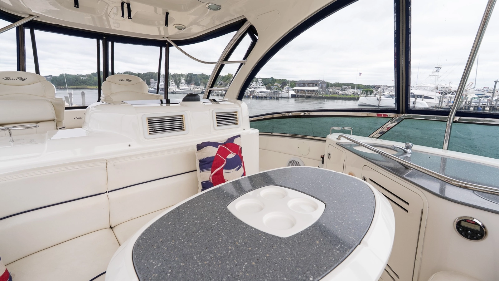 2006 Sea Ray 52 Sedan Bridge