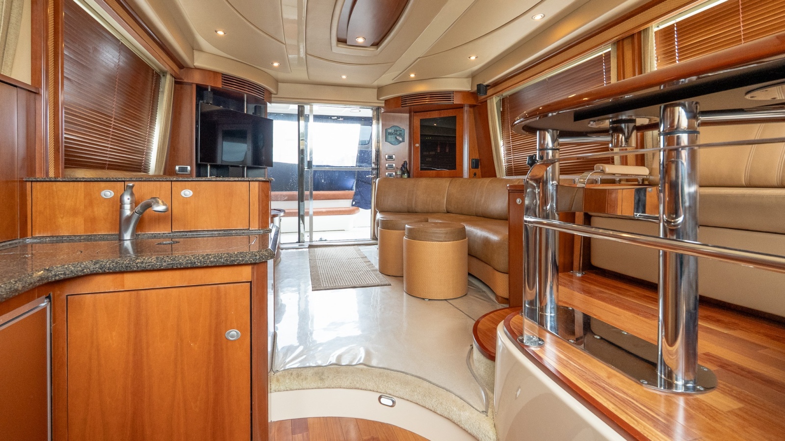 2006 Sea Ray 52 Sedan Bridge