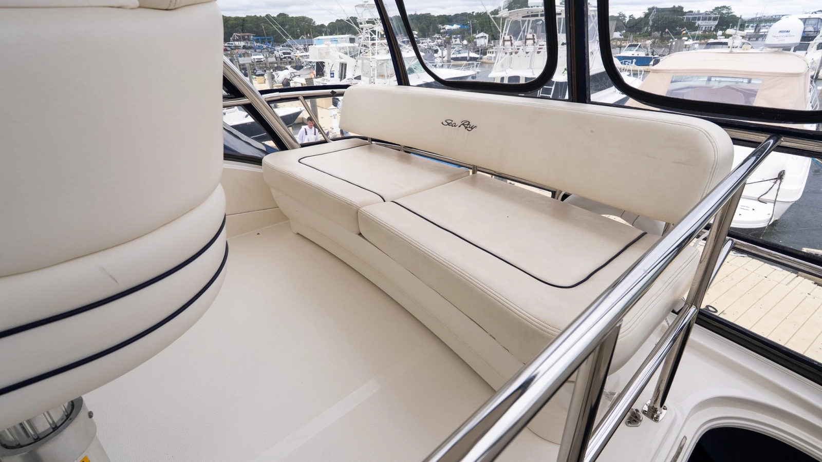 2006 Sea Ray 52 Sedan Bridge
