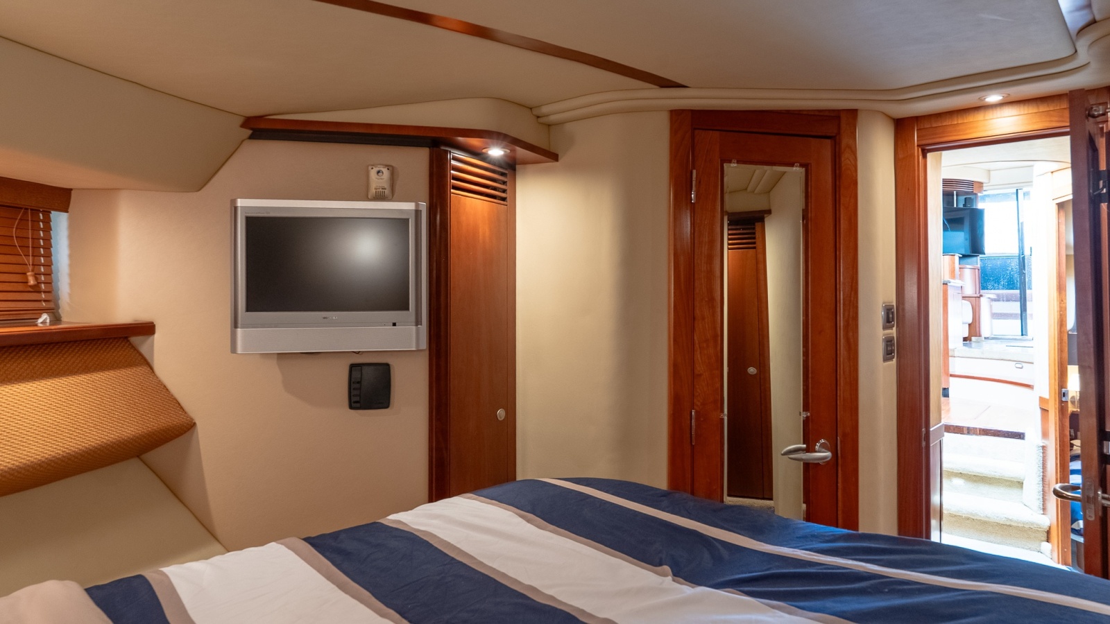 2006 Sea Ray 52 Sedan Bridge