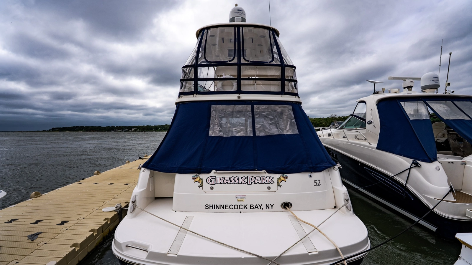 2006 Sea Ray 52 Sedan Bridge