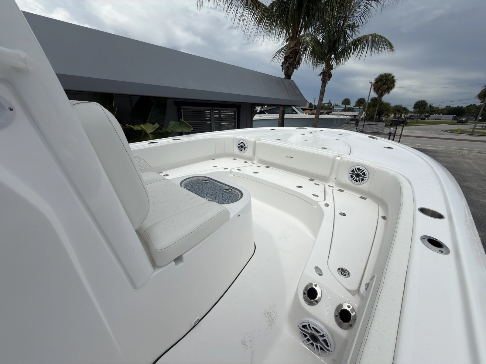 27ft Tidewater Yacht For Sale