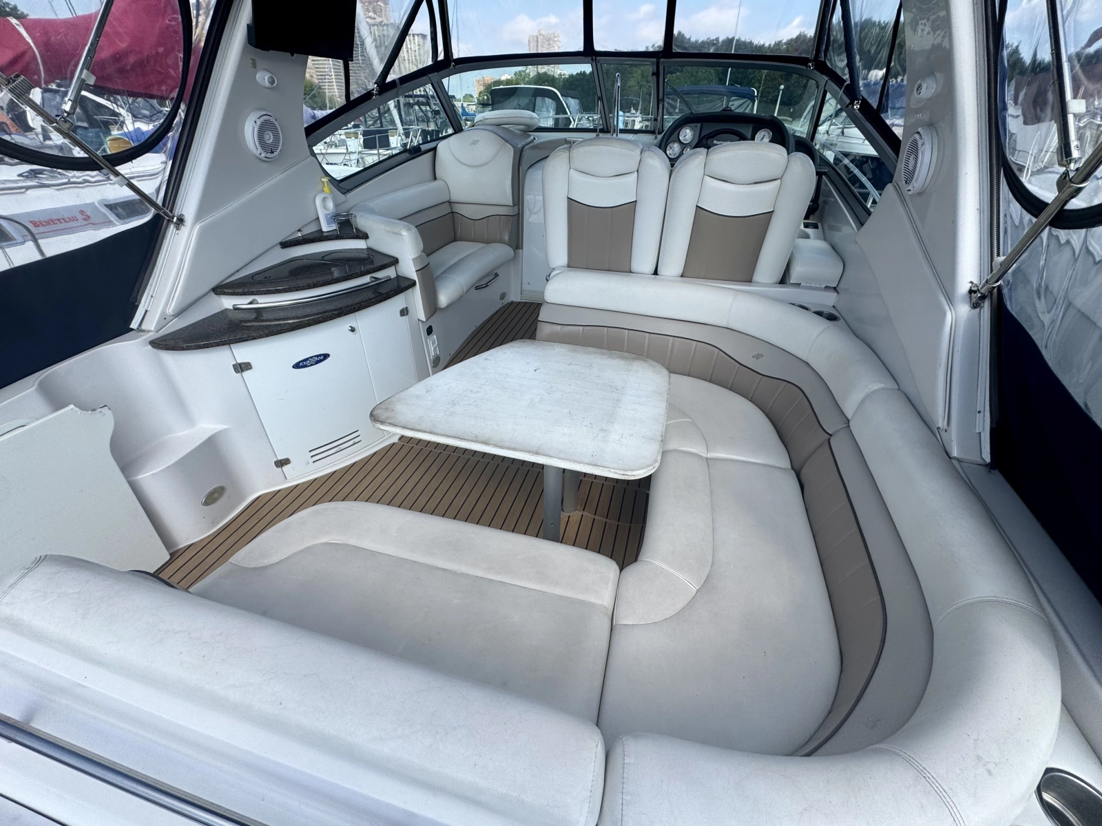 2006 Four Winns 318 Vista
