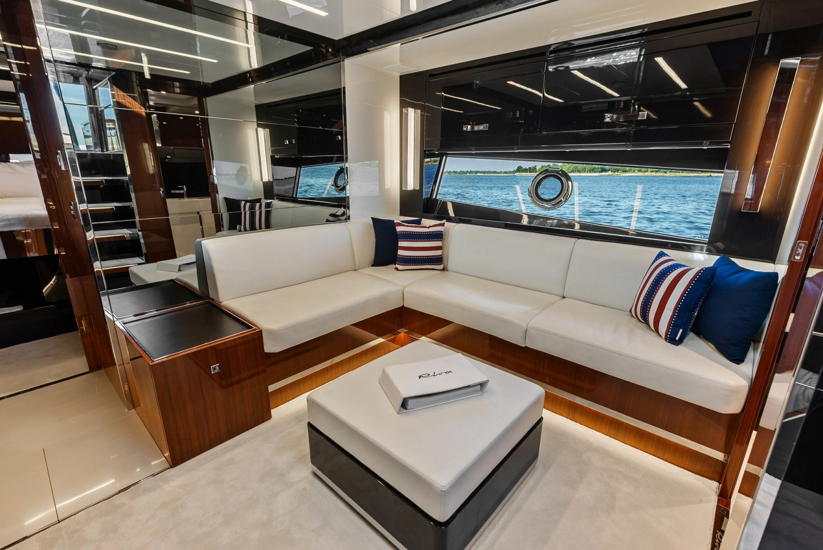 2019 Riva 56 RIVALE