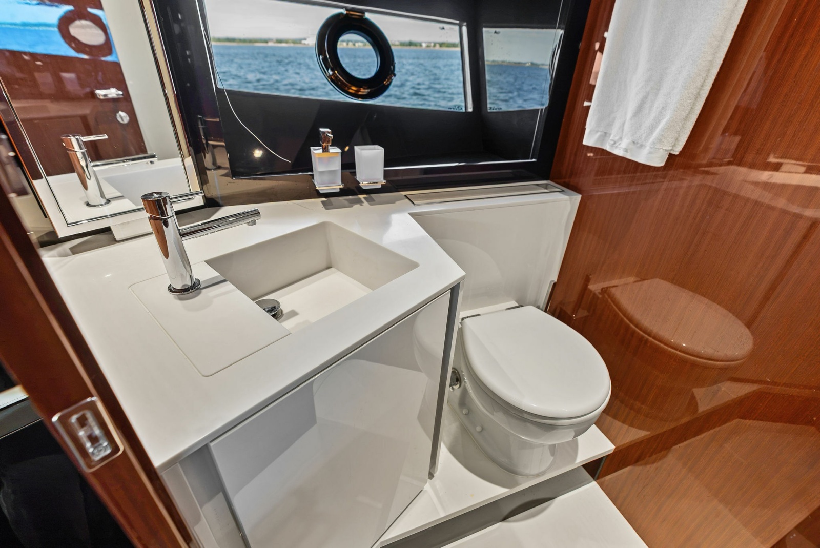 2019 Riva 56 RIVALE