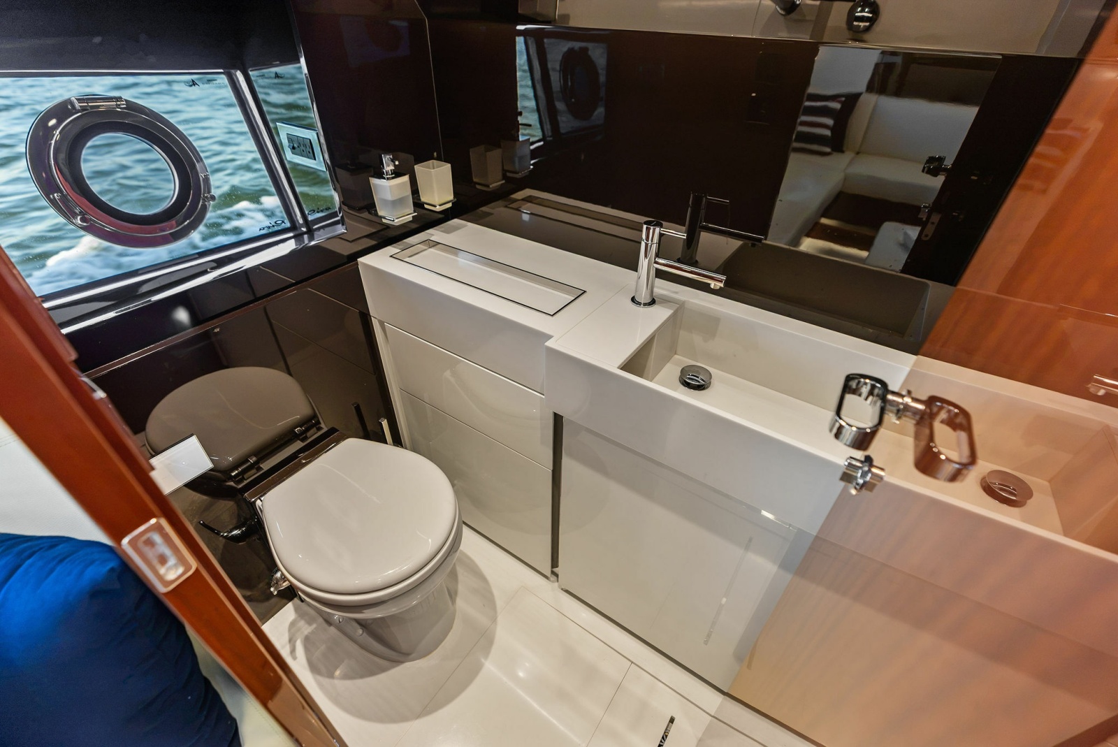 2019 Riva 56 RIVALE