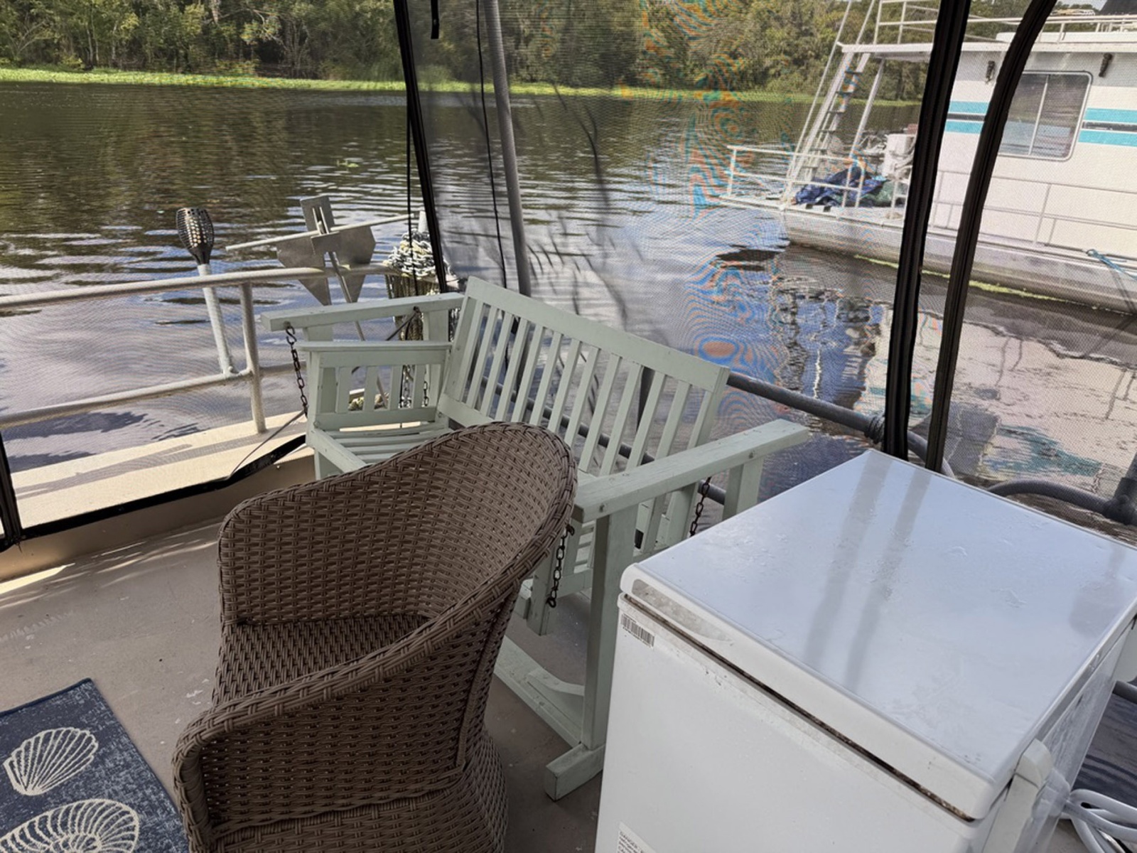 1988 Leisurecraft House Boat