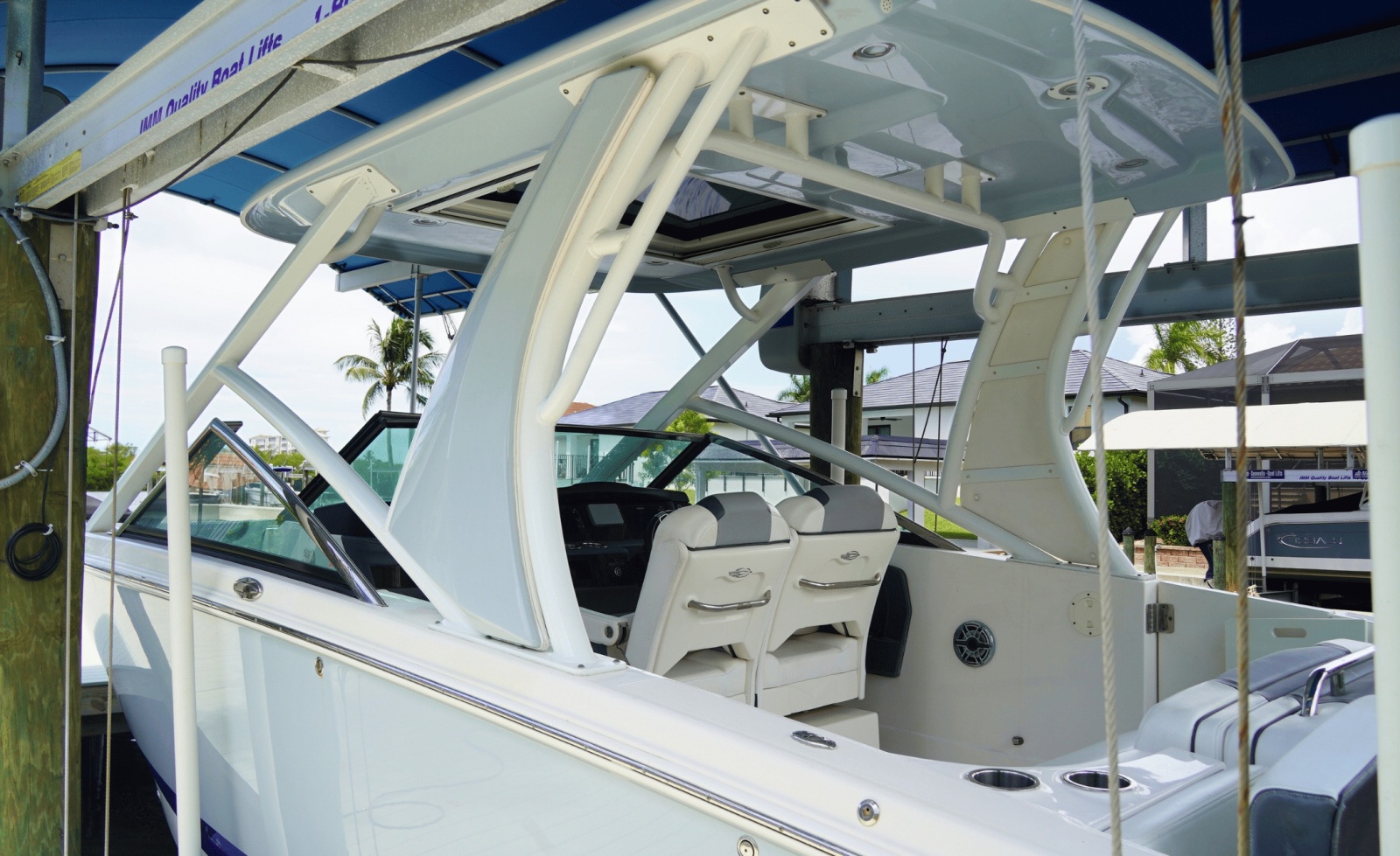 2021 Chaparral 280 OSX