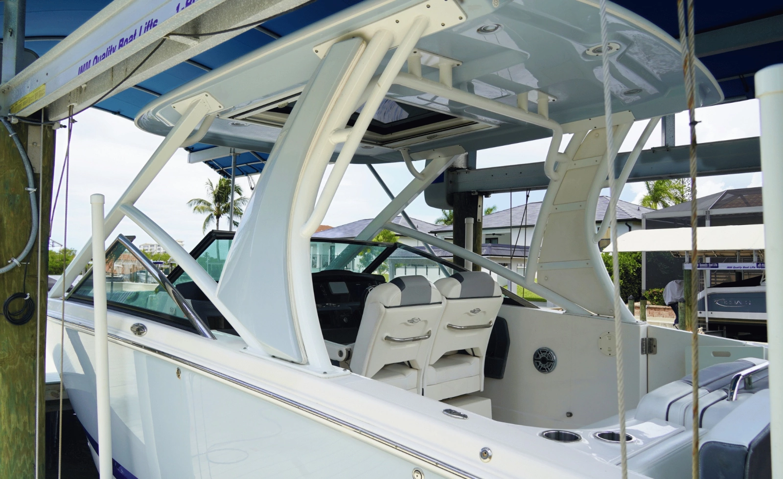 2021 Chaparral 280 OSX