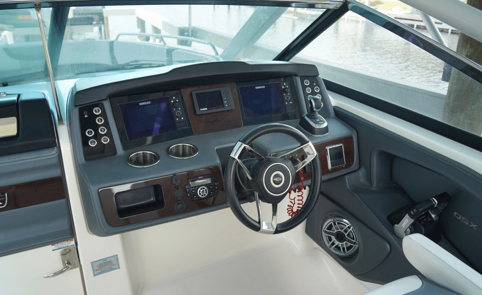 2021 Chaparral 280 OSX