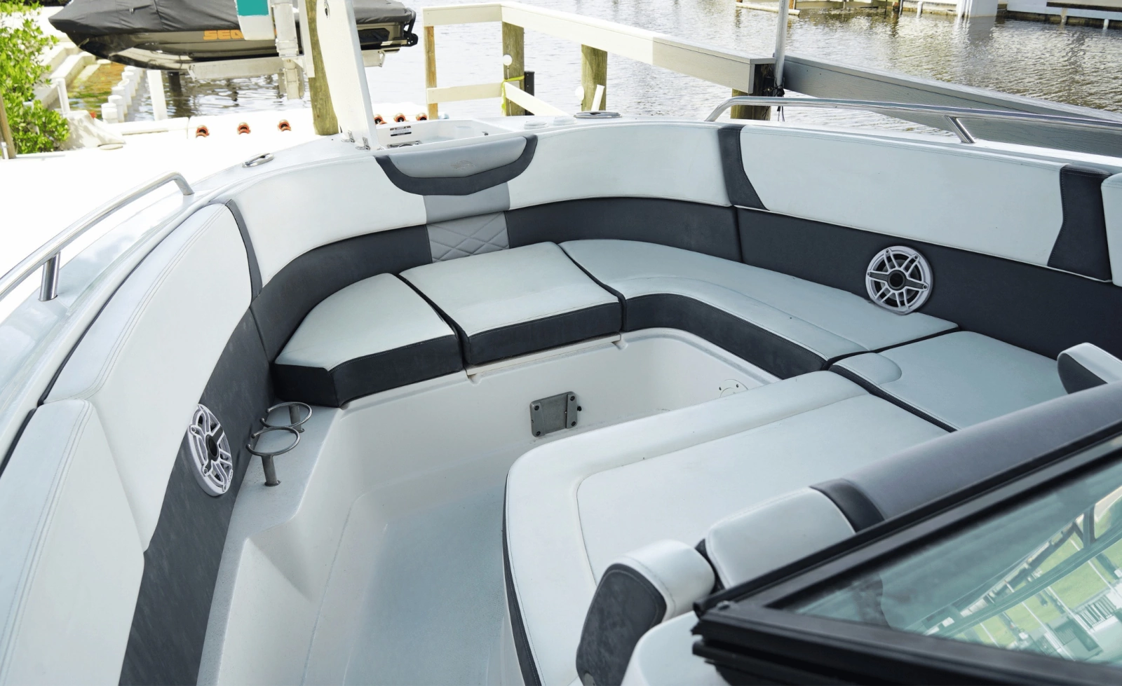 2021 Chaparral 280 OSX