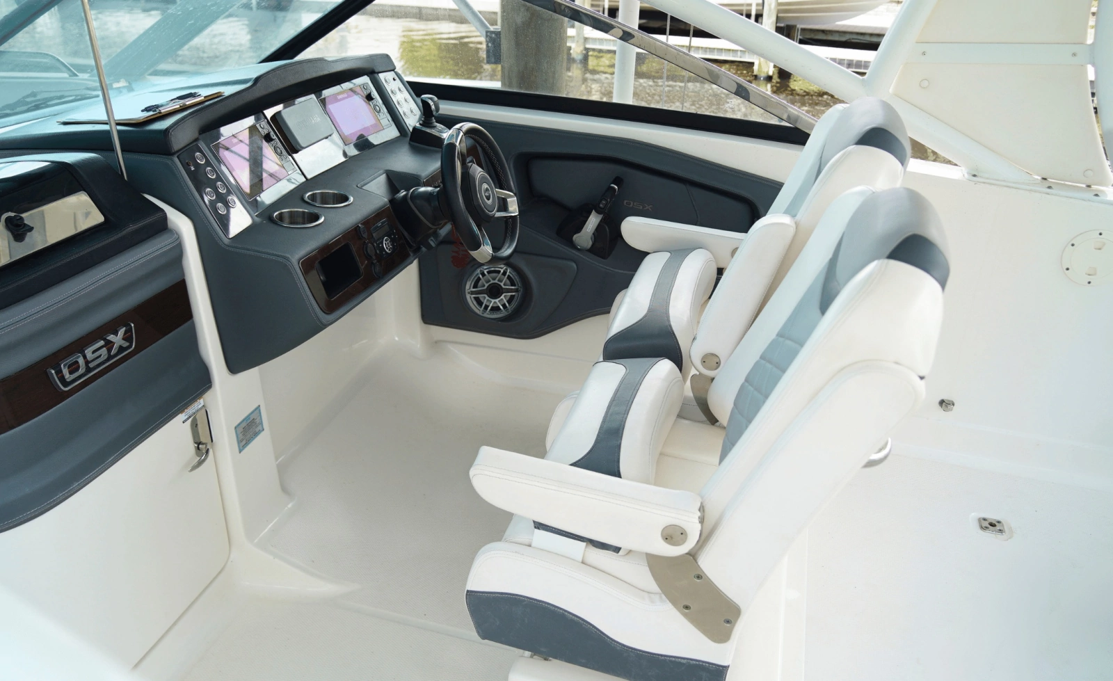 2021 Chaparral 280 OSX