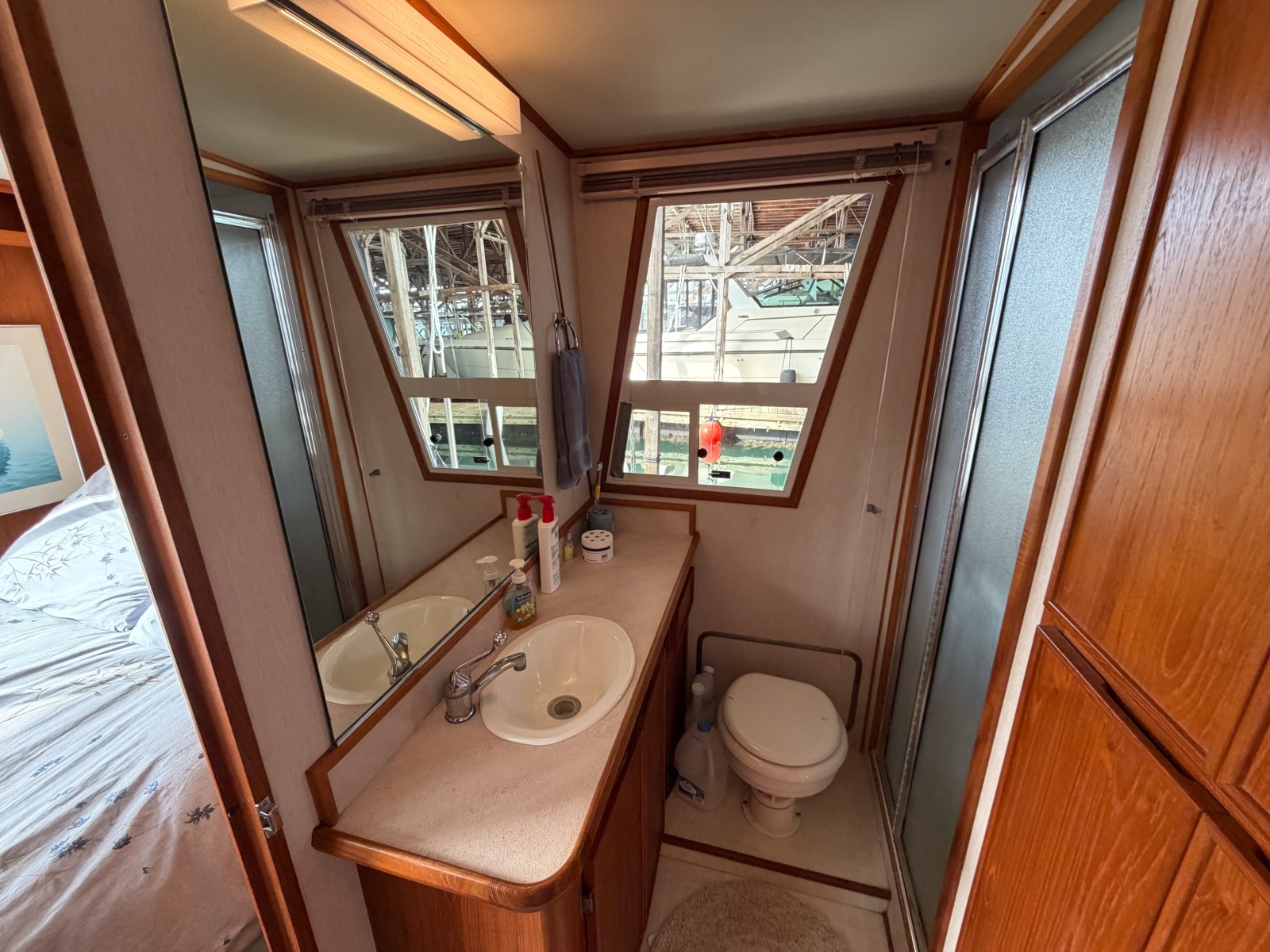 1990 Cruise-A-Home Corsair 4200