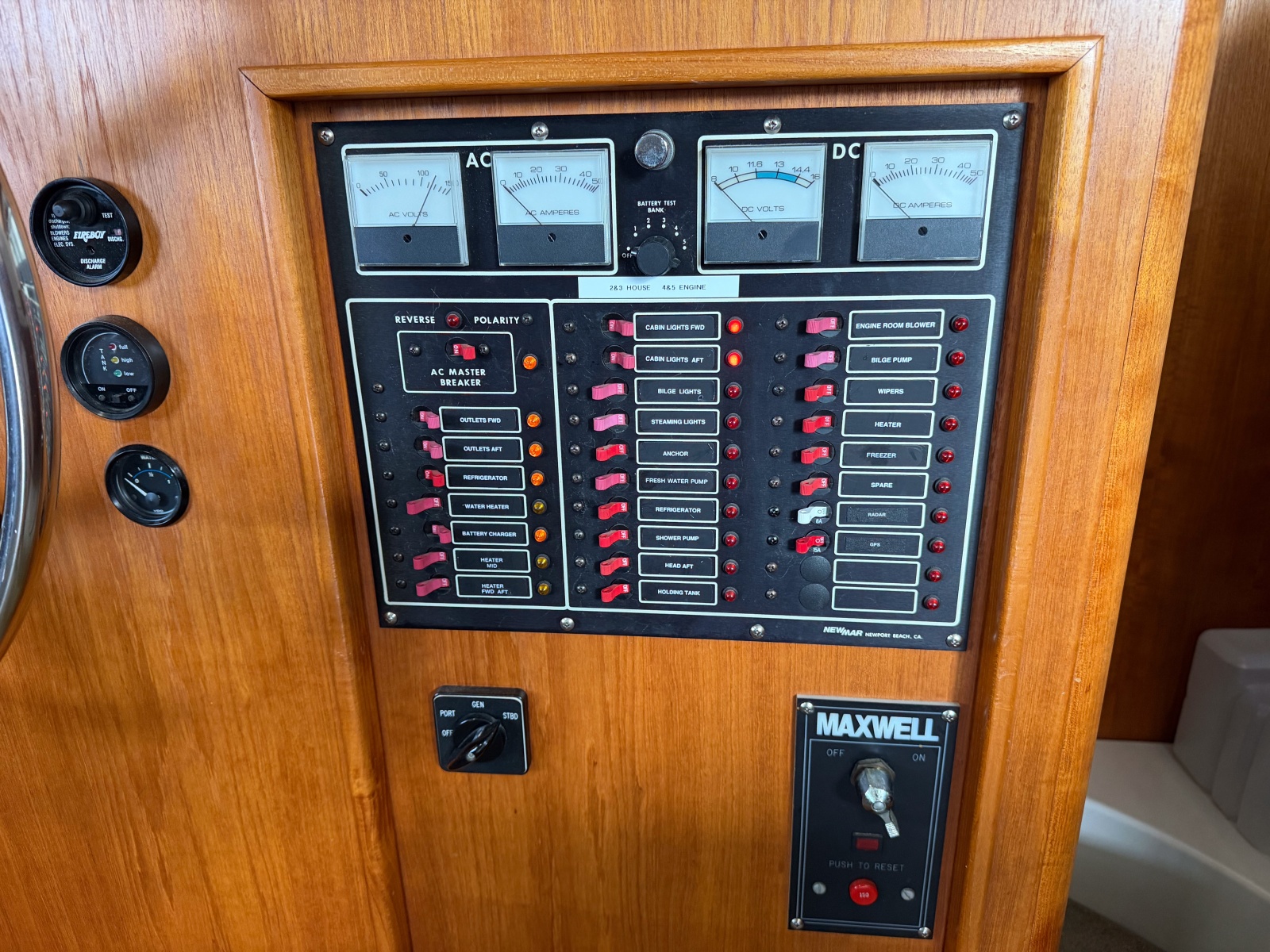 1990 Cruise-A-Home Corsair 4200