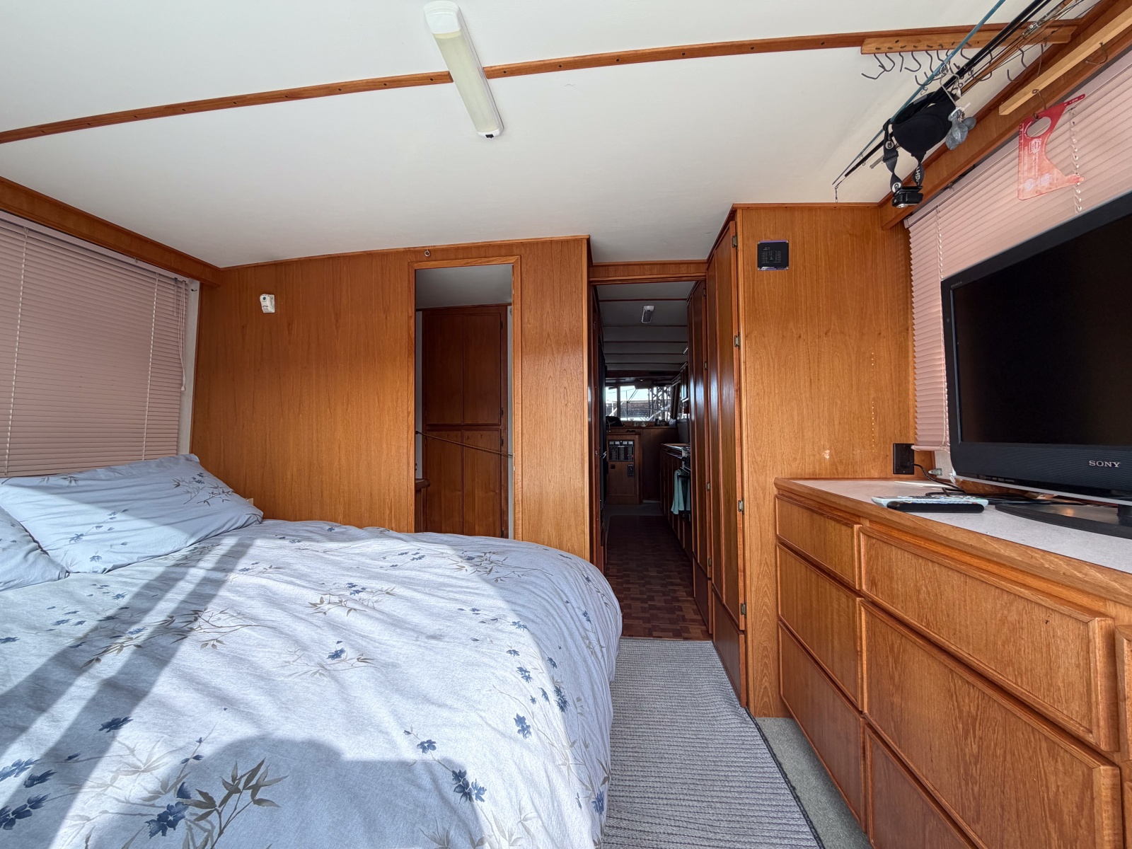 1990 Cruise-A-Home Corsair 4200