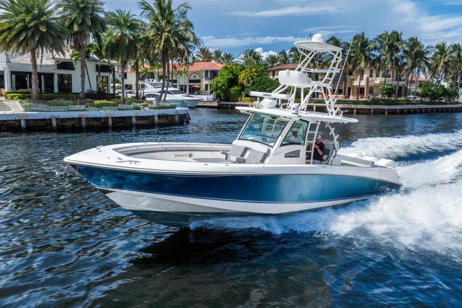 2011 Boston Whaler 
