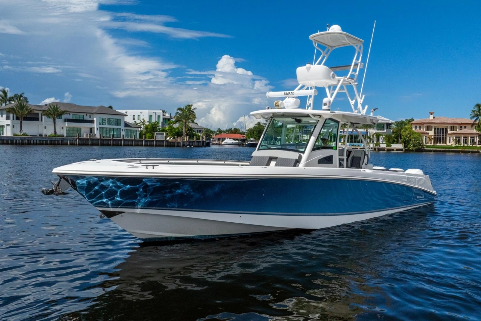2011 Boston Whaler 