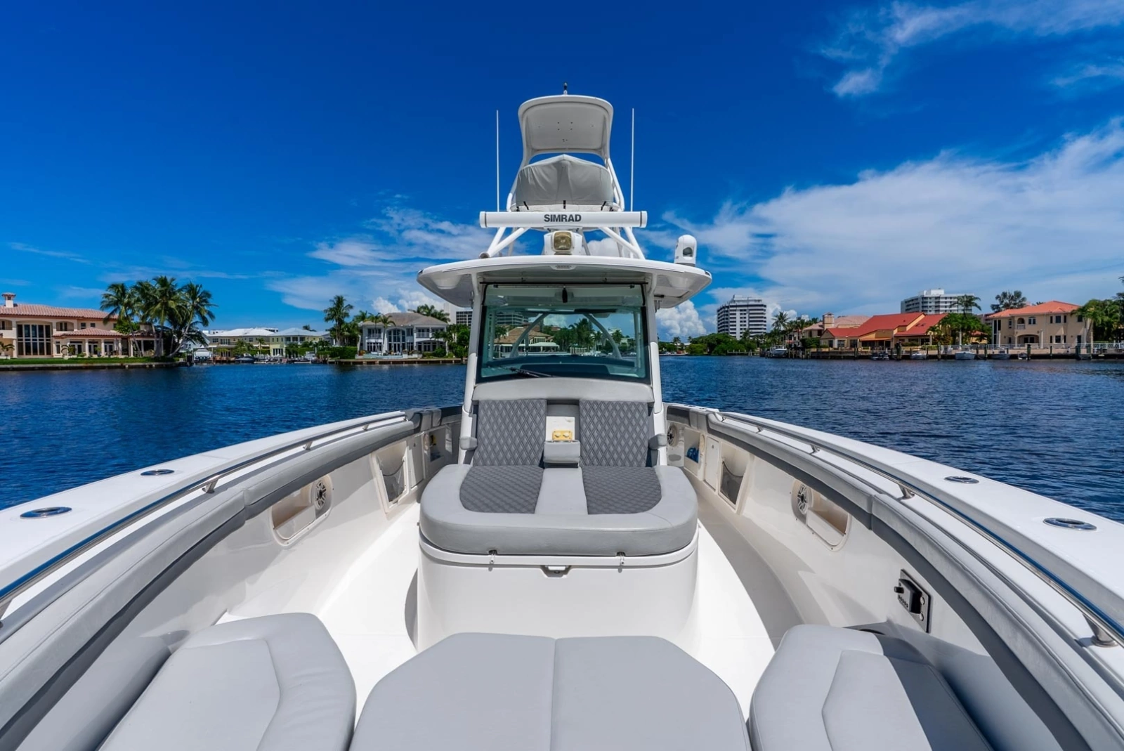 2011 Boston Whaler 