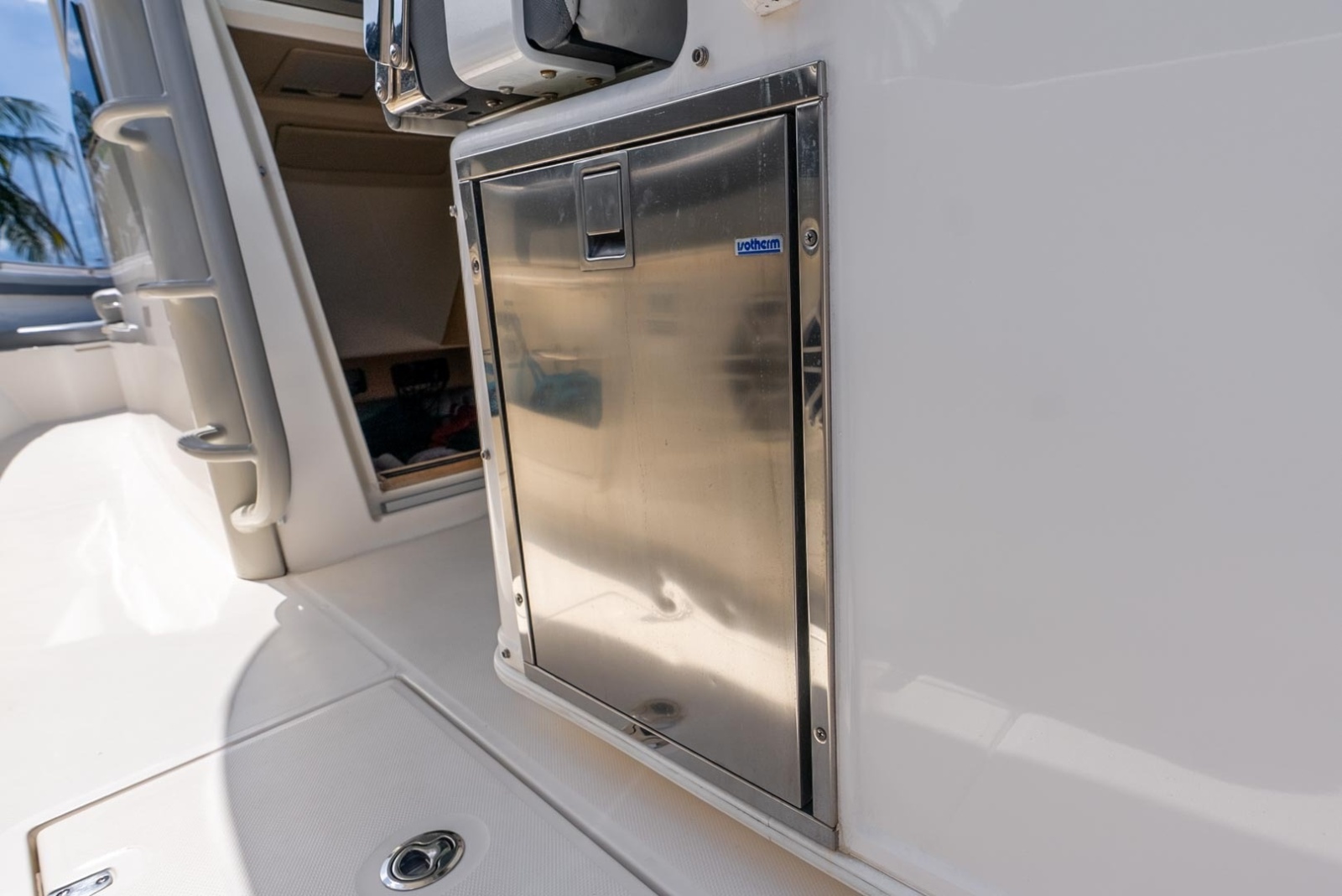 2011 Boston Whaler 