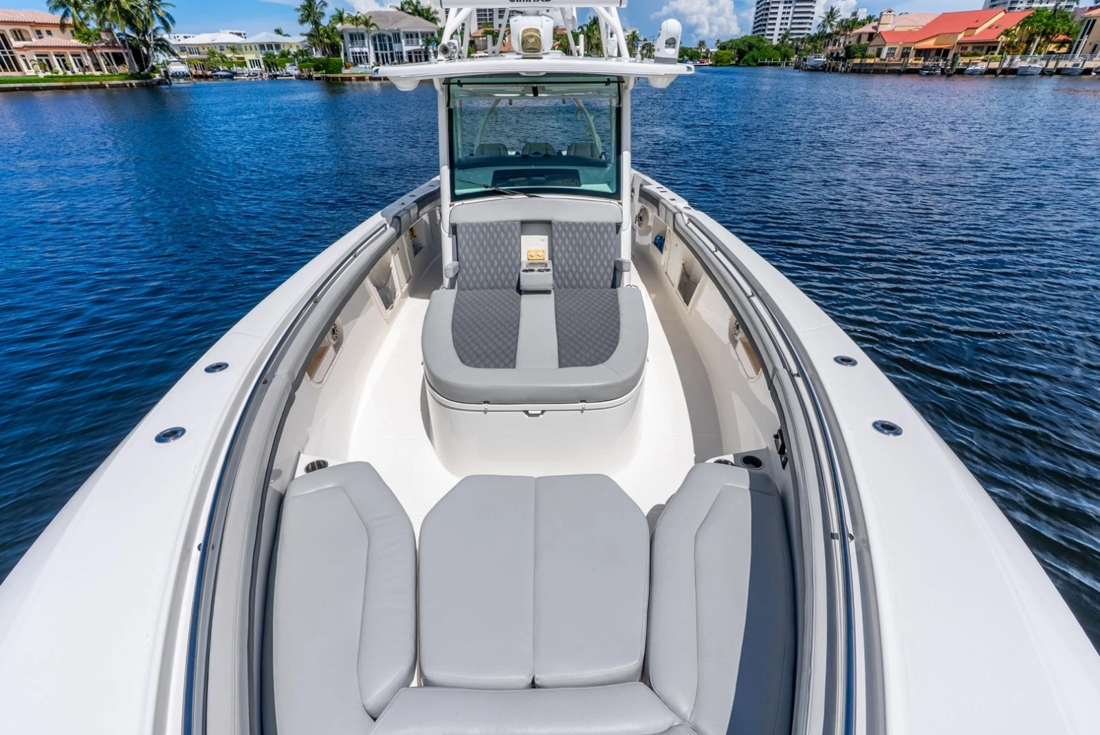 2011 Boston Whaler 