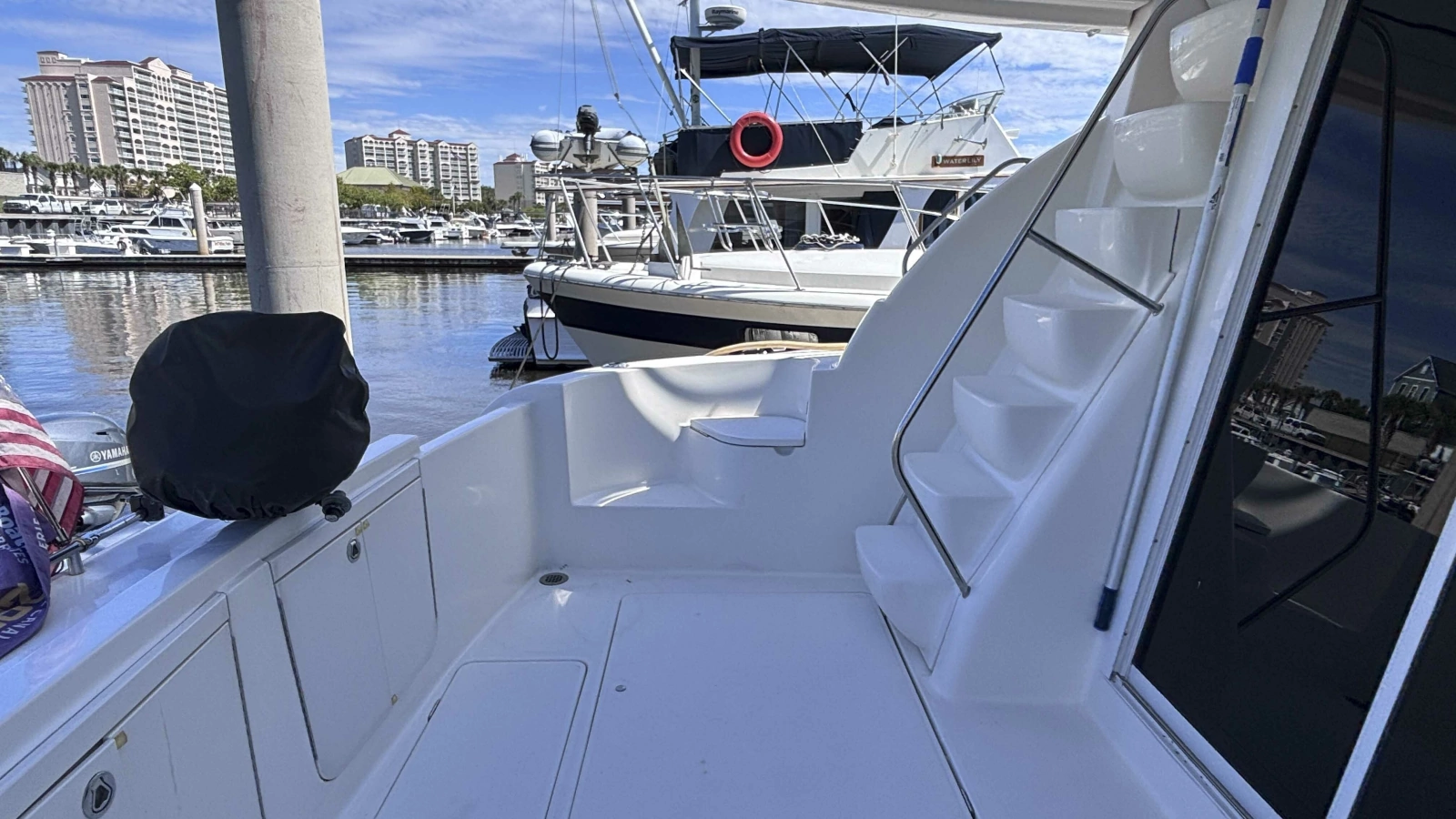 Cockpit Port