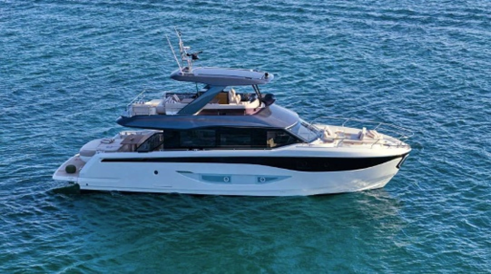 67ft Prestige Yacht For Sale