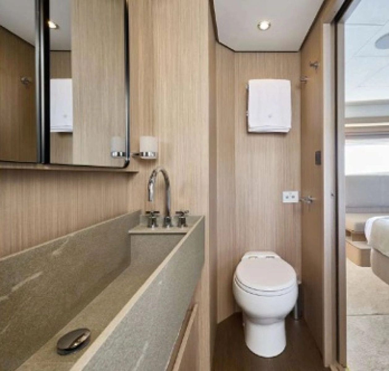67ft Prestige Yacht For Sale