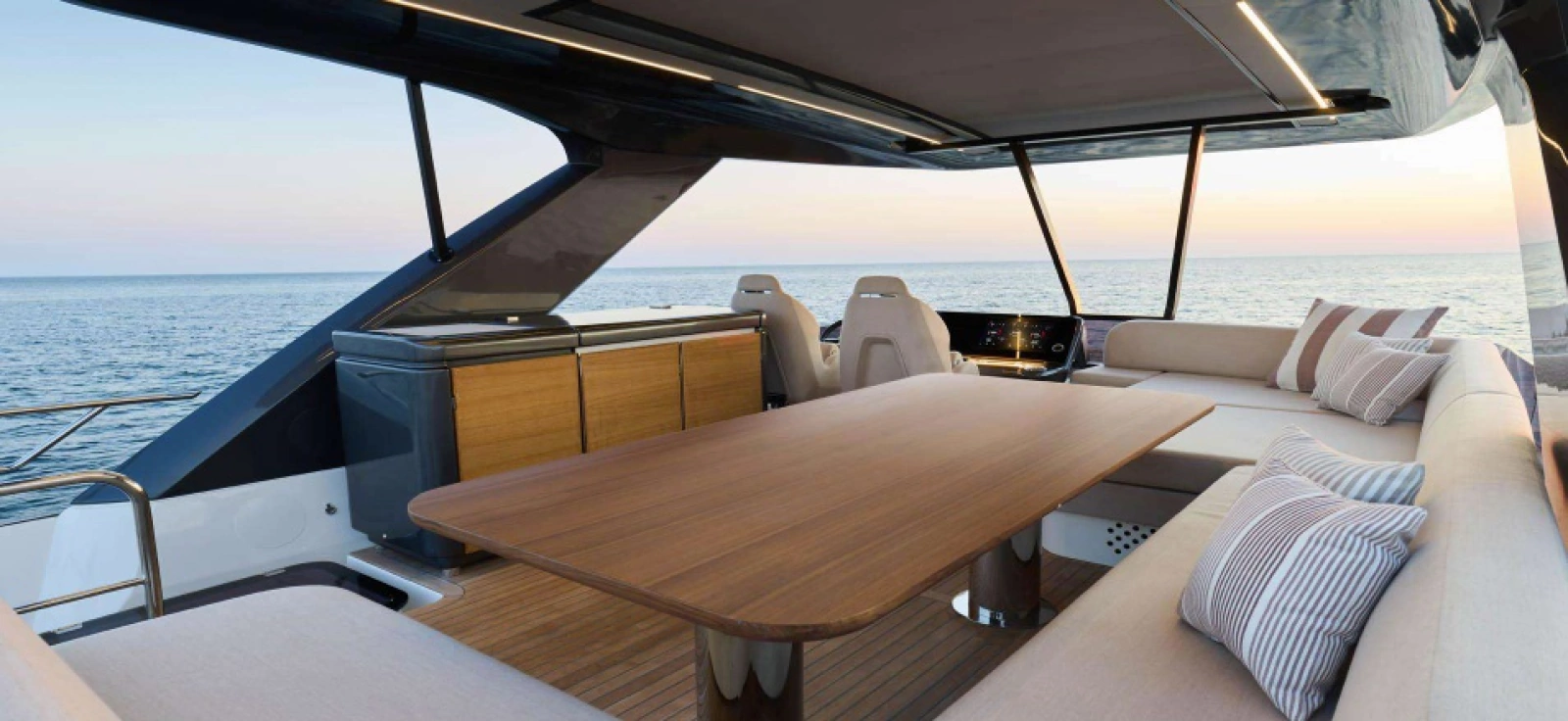 67ft Prestige Yacht For Sale