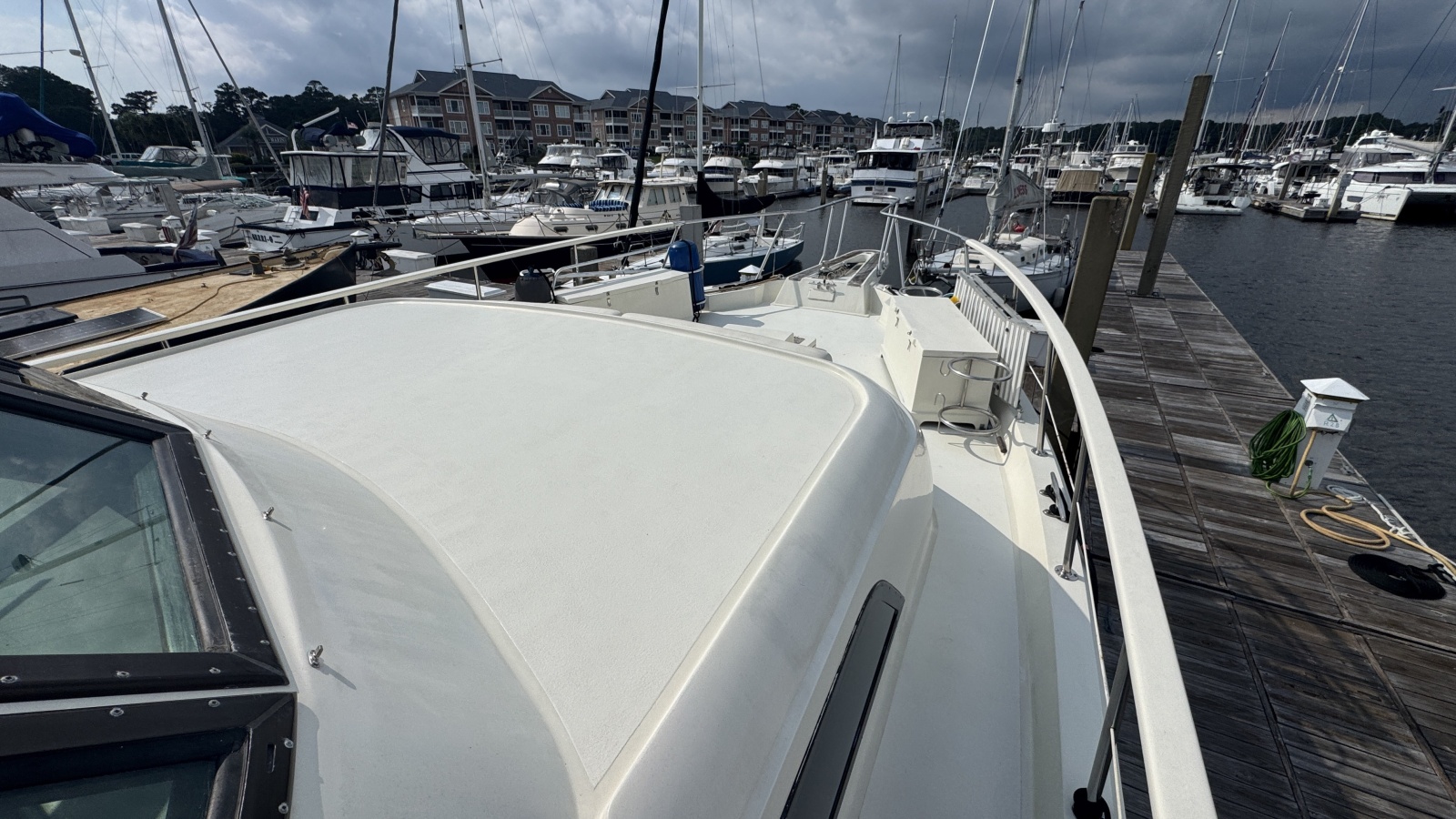 Exterior - Bow