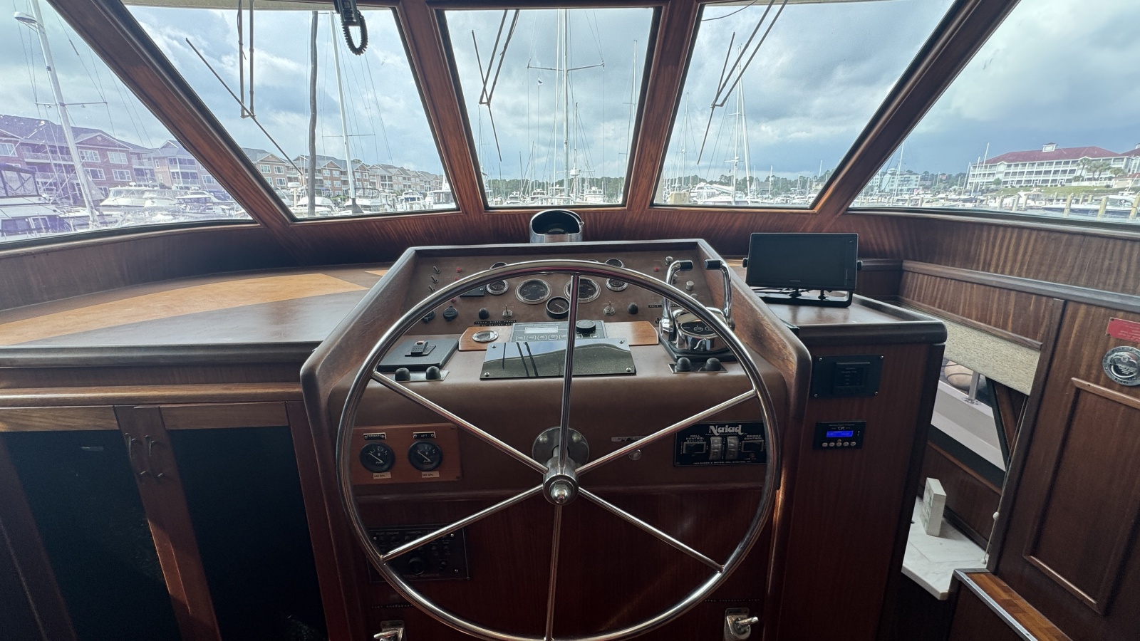 Pilothouse Lower Helm