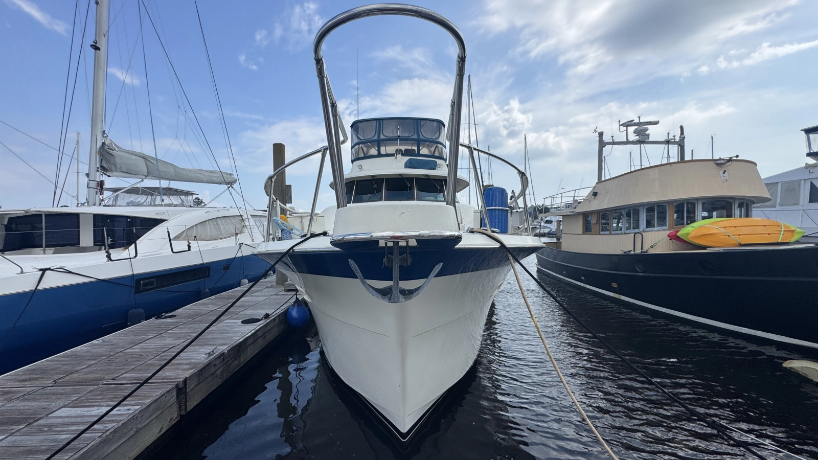 Exterior - Bow