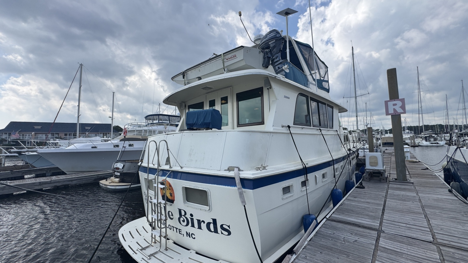 Exterior - Stern