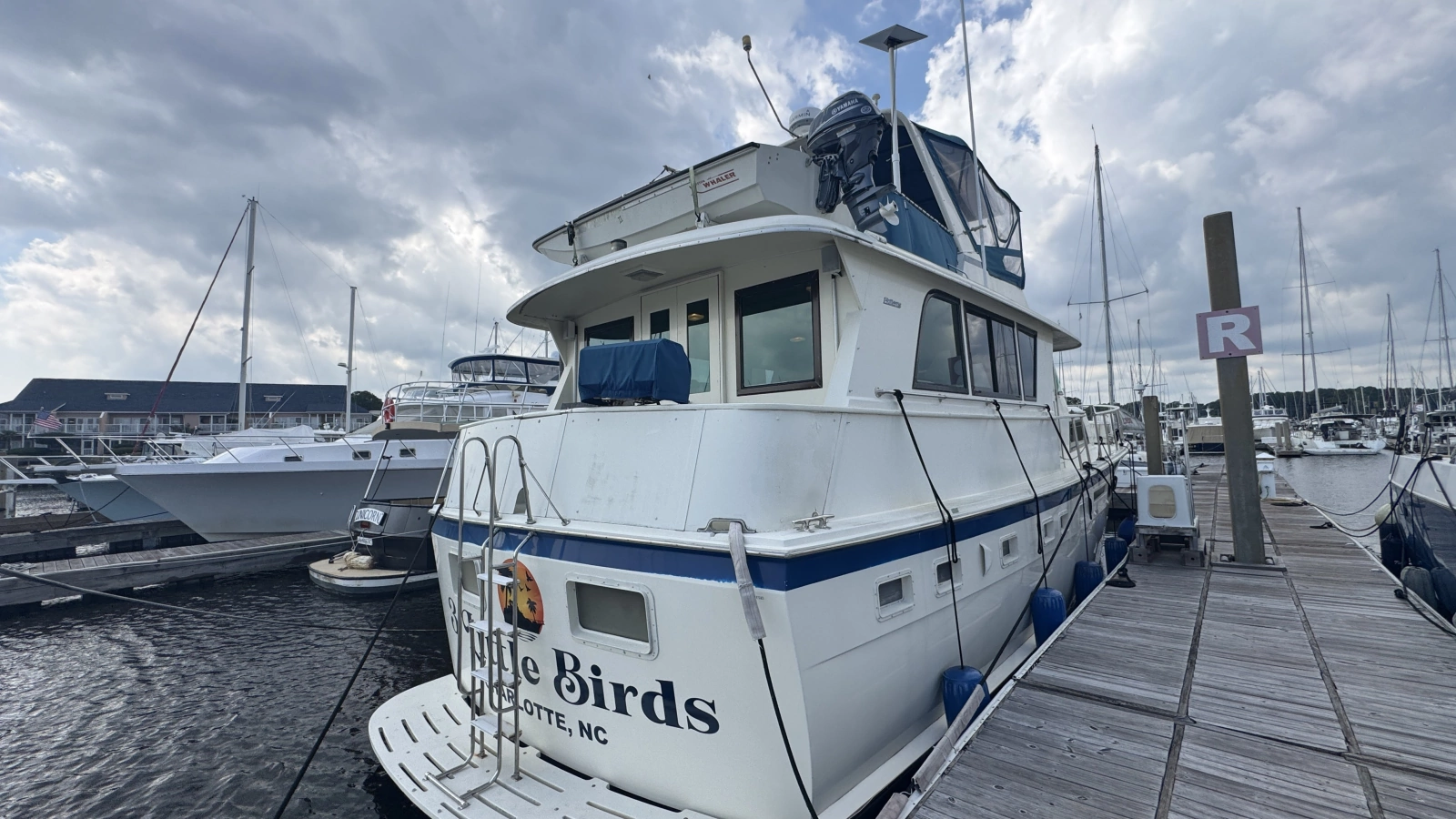Exterior - Stern