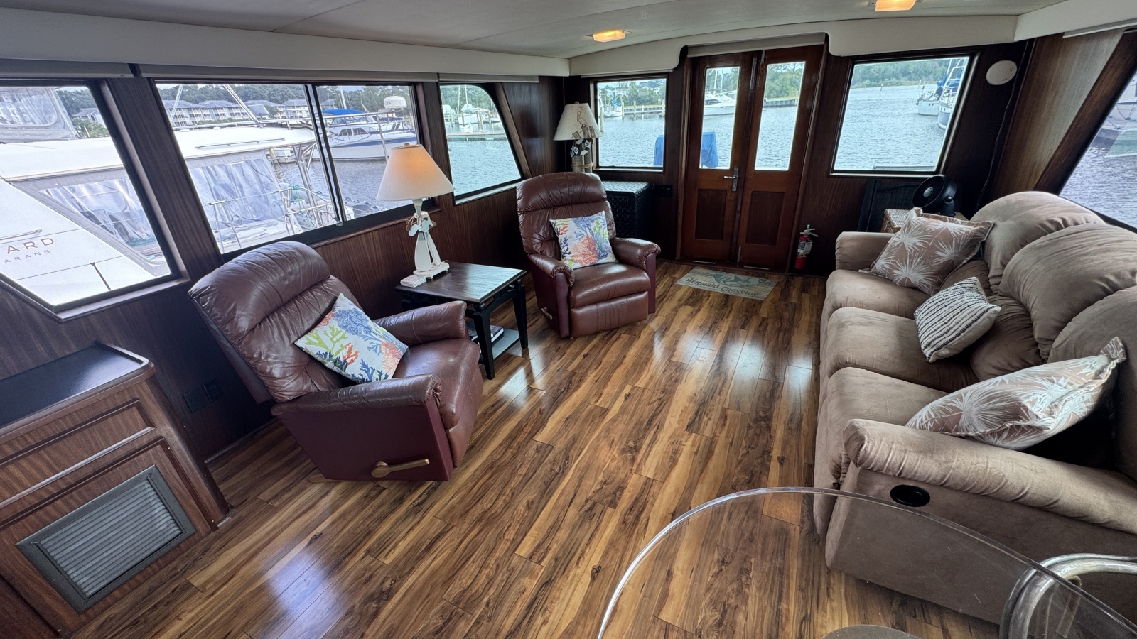 Salon - Looking Aft