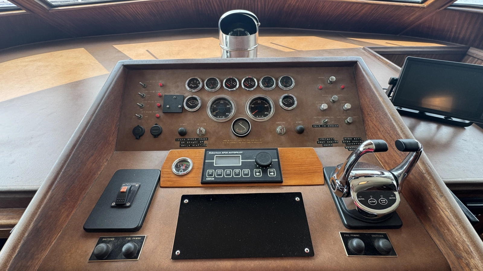 Pilothouse Lower Helm Controls