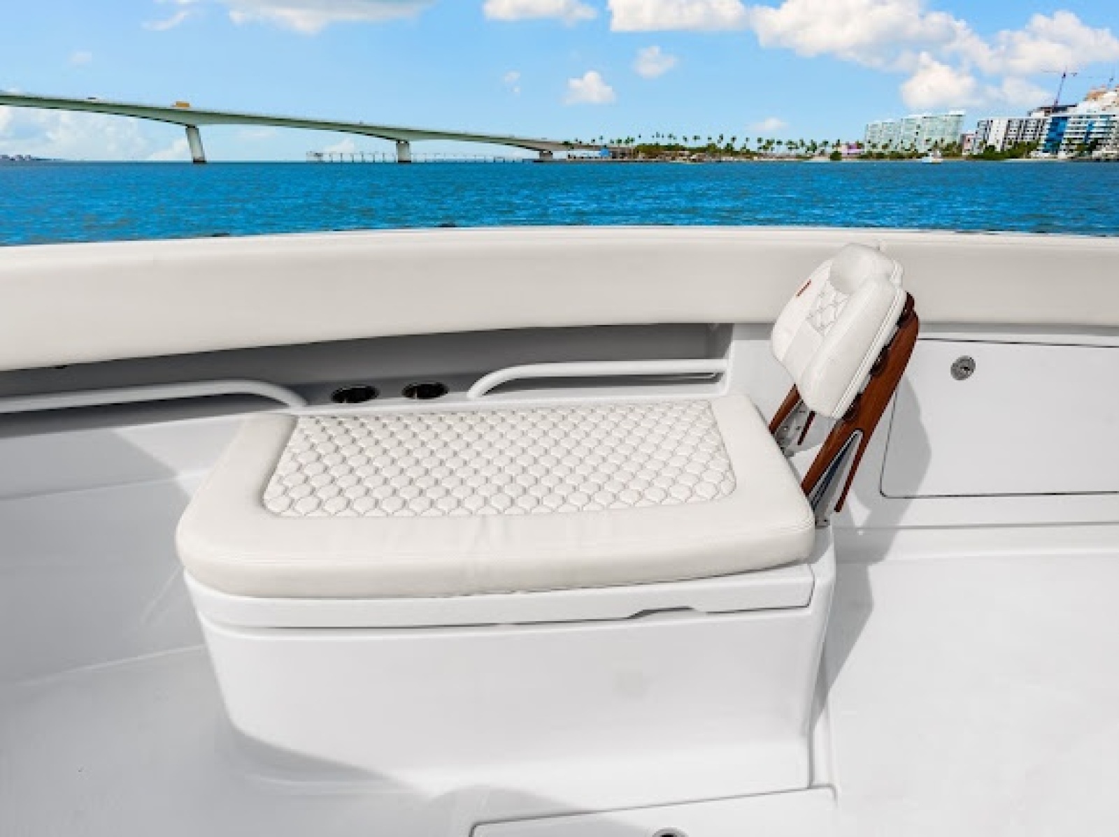 2025 Jupiter 34 HFS