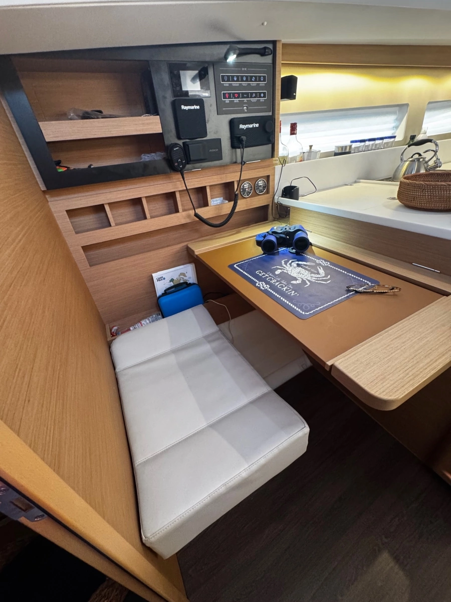 Paramour 44ft Jeanneau Yacht For Sale