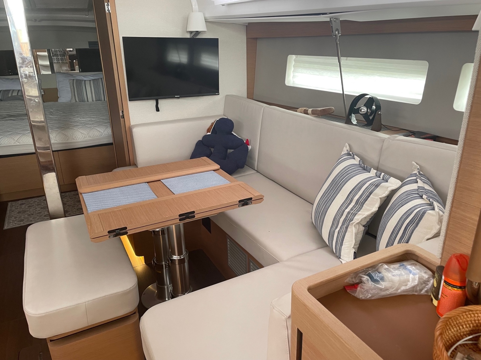 2022 Jeanneau 440