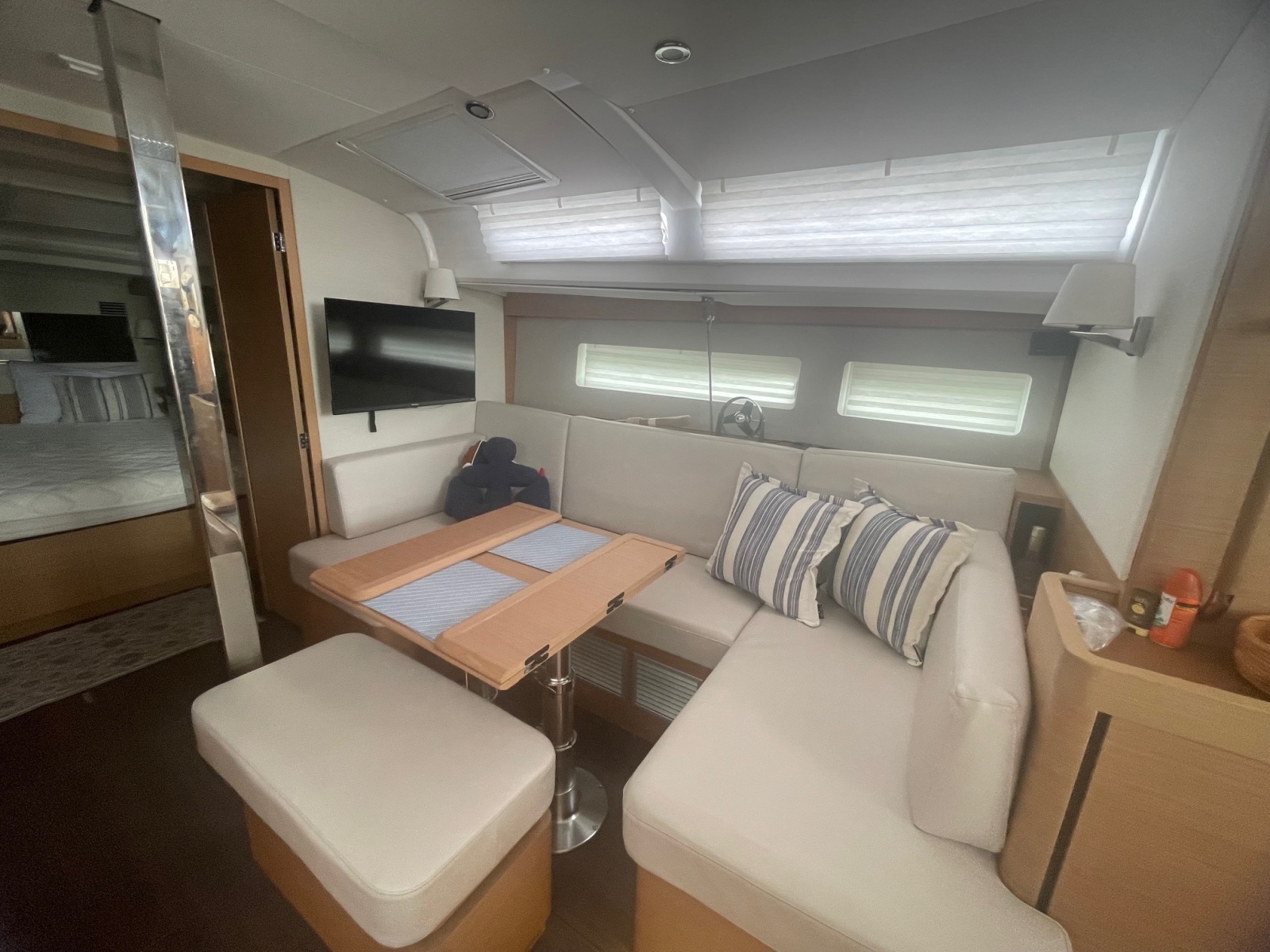 2022 Jeanneau 440