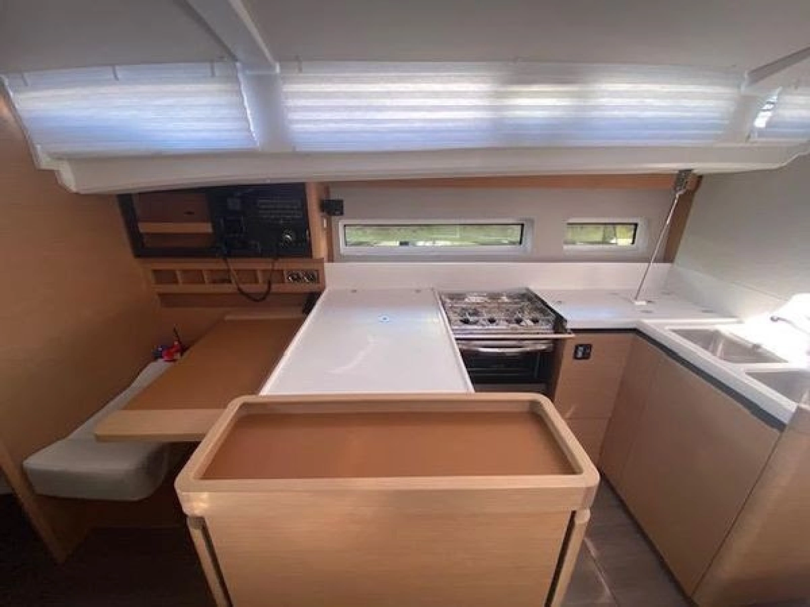 2022 Jeanneau 440