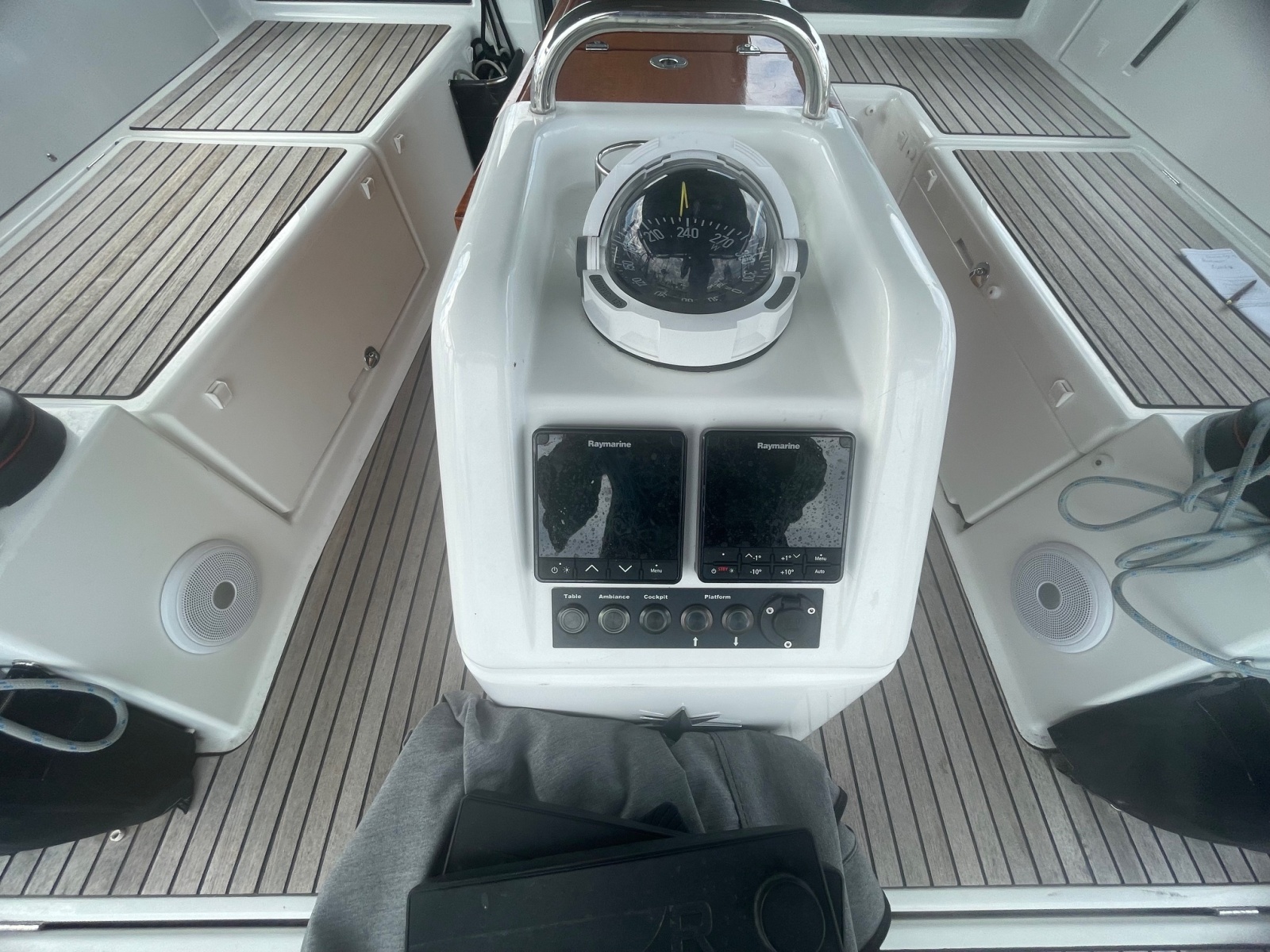 2022 Jeanneau 440