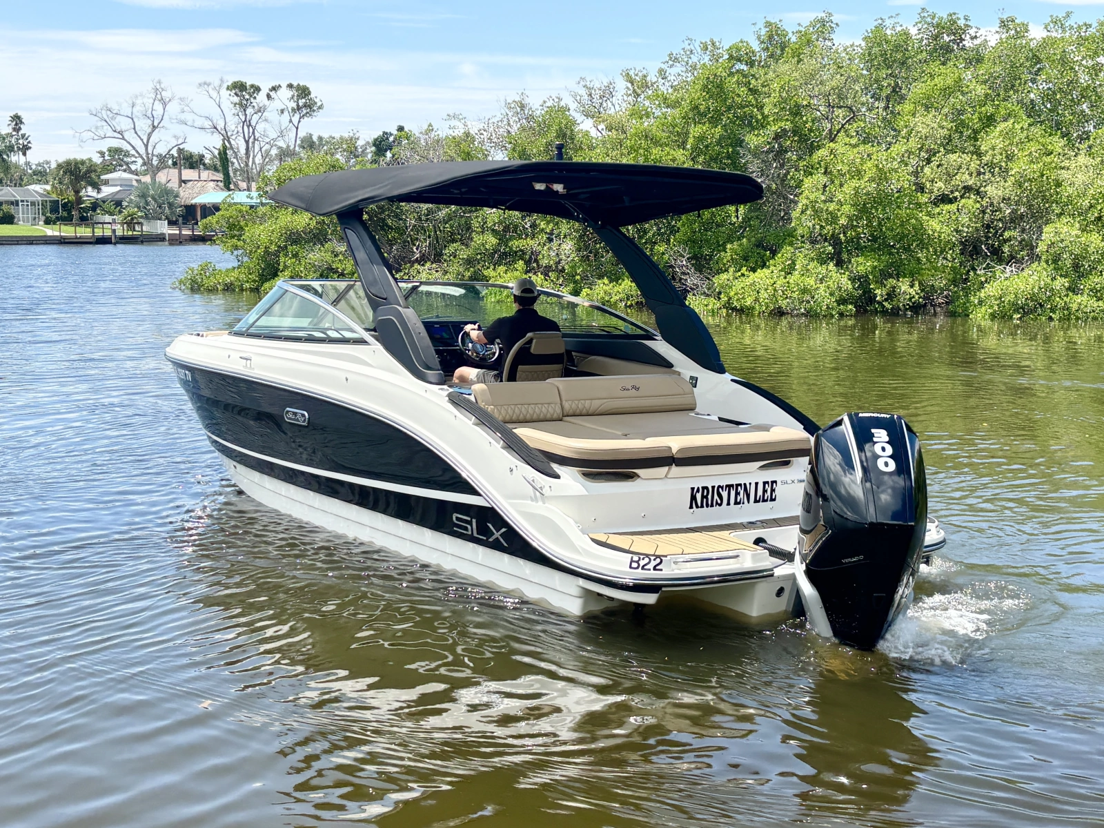 26ft Sea Ray Yacht For Sale