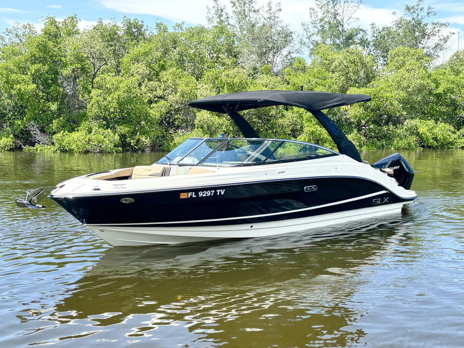26ft Sea Ray Yacht For Sale